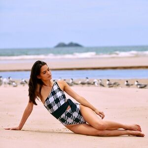 Purchased from free people beach riot Carlie one shoulder swim suit size M